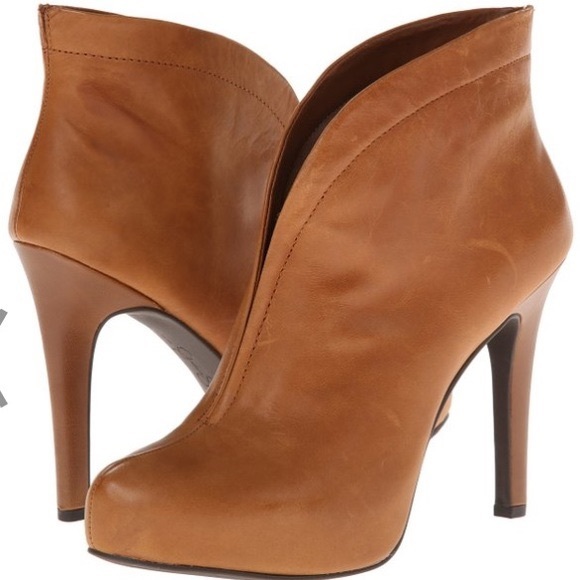 Jessica Simpson Allest Brown Booties - Picture 1 of 4